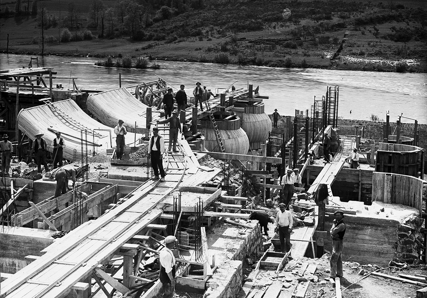 Construction du Barrage de Jousseau - GRHAIJ L'Isle-Jourdain 86150
